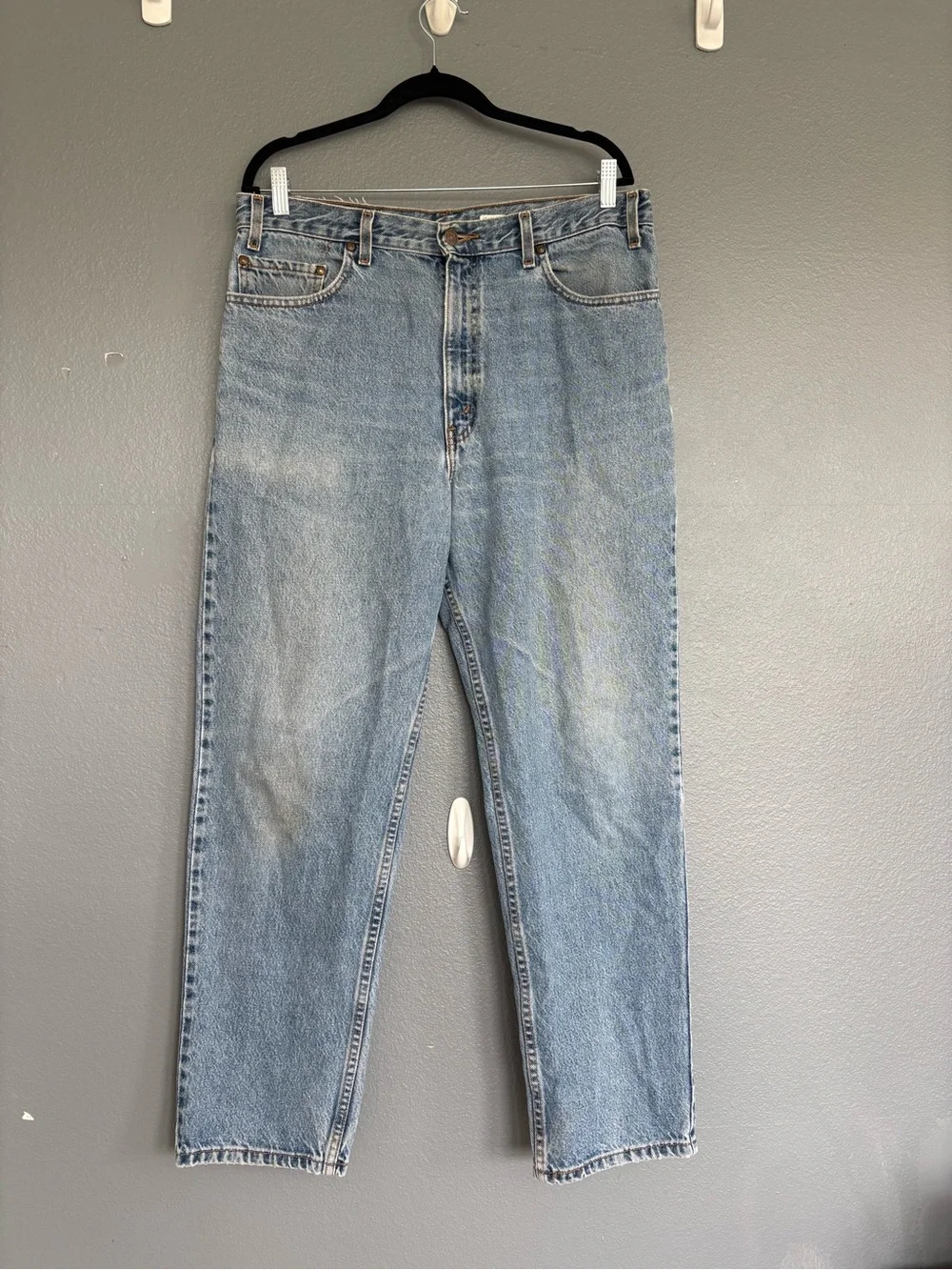Vintage Levi’s 540 Brown Gold Tab Jeans 36x29 Relaxed Fit 90s Denim